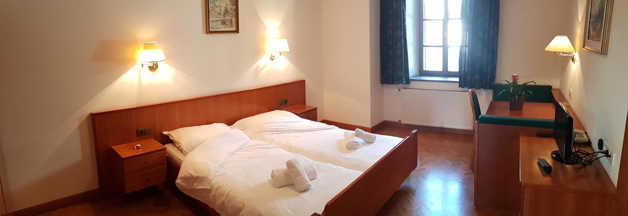 Bed and Breakfast Weisses Roessl Appiano Sulla Strada Del Vino Esterno foto