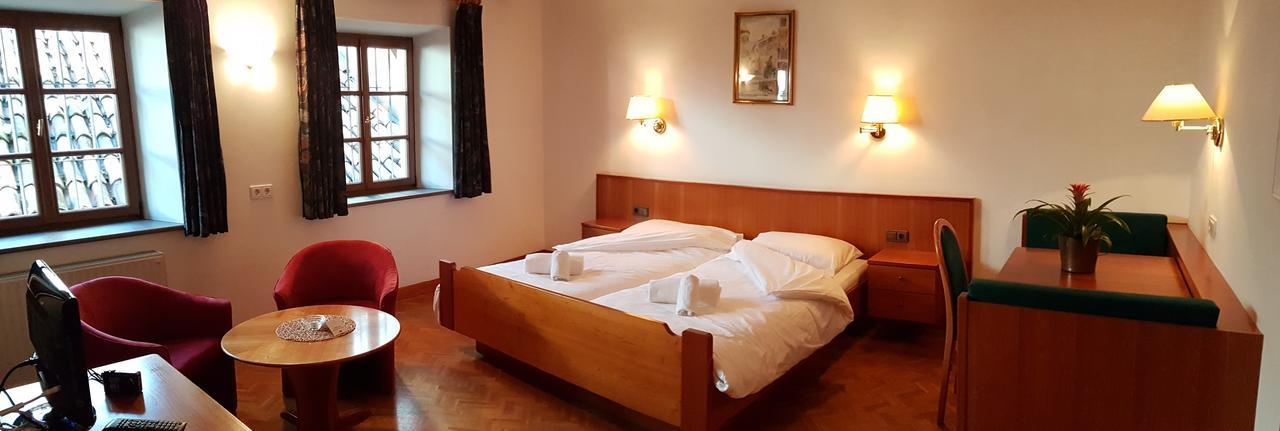 Bed and Breakfast Weisses Roessl Appiano Sulla Strada Del Vino Esterno foto